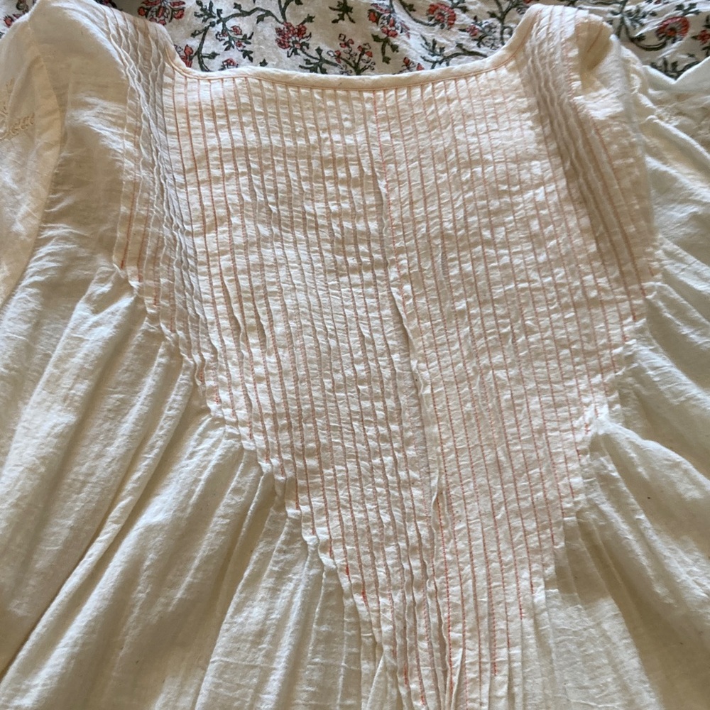 Itr by Khyati Pande Escape Off-white embroidered and floral dress in size L - Picture 10 of 15